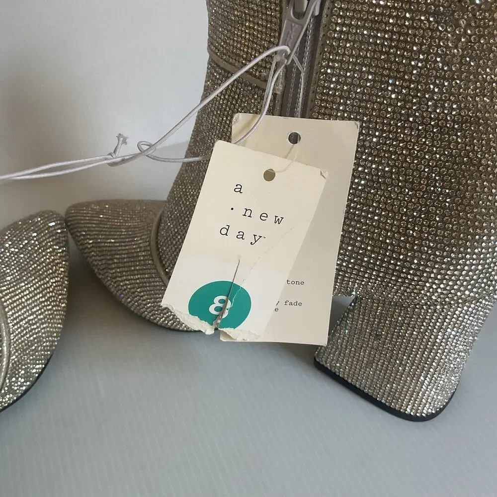 A New Day Women’s Size 8 Silver Rhinestone Pointed Toe Ankle Boots  NWT
